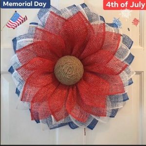 NWOT 4th of July Flower wreath Memorial Day or Veterans Day 🇺🇸